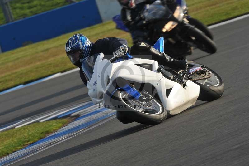 Motorcycle action photographs;donington;donington park leicestershire;donington photographs;event digital images;eventdigitalimages;no limits trackday;peter wileman photography;trackday;trackday digital images;trackday photos