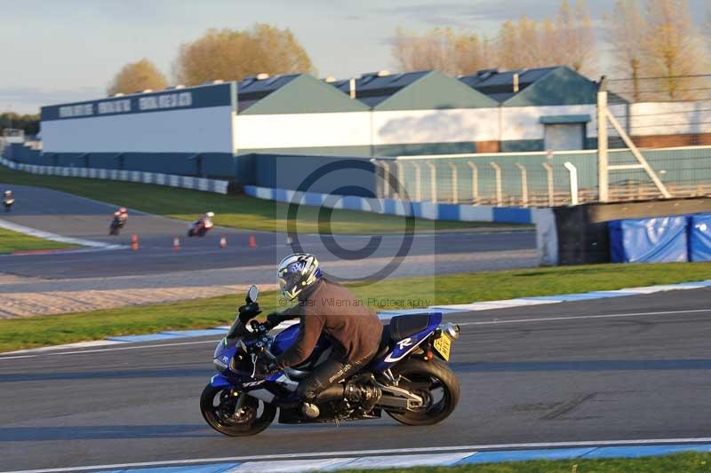 Motorcycle action photographs;donington;donington park leicestershire;donington photographs;event digital images;eventdigitalimages;no limits trackday;peter wileman photography;trackday;trackday digital images;trackday photos