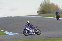 Motorcycle-action-photographs;donington;donington-park-leicestershire;donington-photographs;event-digital-images;eventdigitalimages;no-limits-trackday;peter-wileman-photography;trackday;trackday-digital-images;trackday-photos