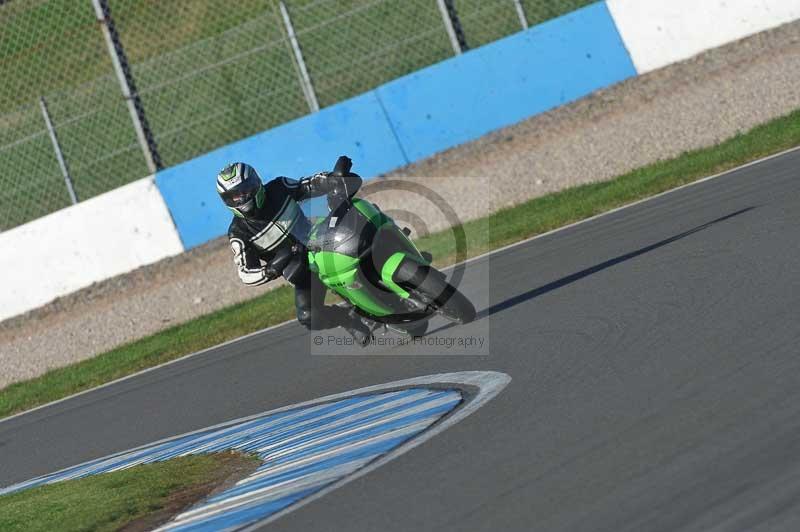 Motorcycle action photographs;donington;donington park leicestershire;donington photographs;event digital images;eventdigitalimages;no limits trackday;peter wileman photography;trackday;trackday digital images;trackday photos