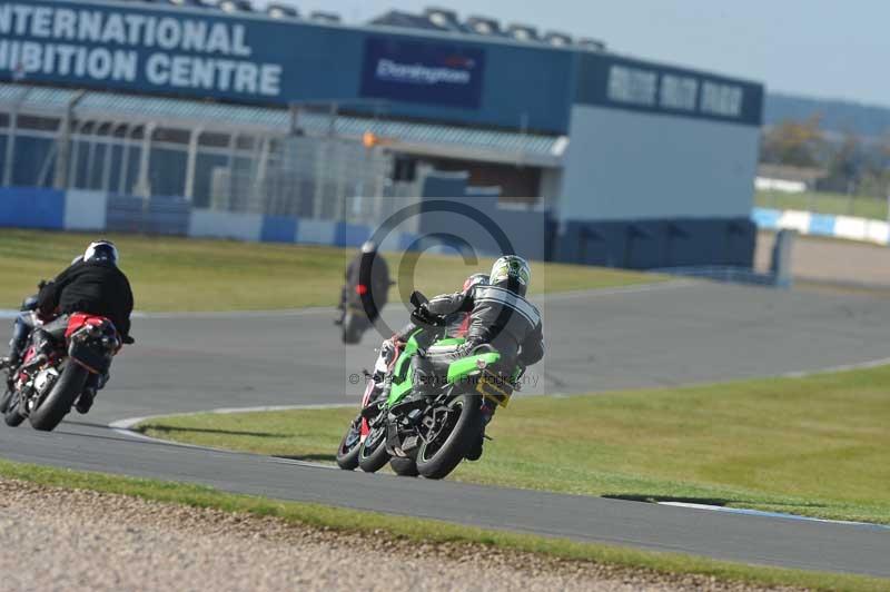 Motorcycle action photographs;donington;donington park leicestershire;donington photographs;event digital images;eventdigitalimages;no limits trackday;peter wileman photography;trackday;trackday digital images;trackday photos