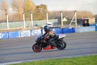 Motorcycle-action-photographs;donington;donington-park-leicestershire;donington-photographs;event-digital-images;eventdigitalimages;no-limits-trackday;peter-wileman-photography;trackday;trackday-digital-images;trackday-photos