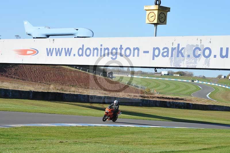 Motorcycle action photographs;donington;donington park leicestershire;donington photographs;event digital images;eventdigitalimages;no limits trackday;peter wileman photography;trackday;trackday digital images;trackday photos