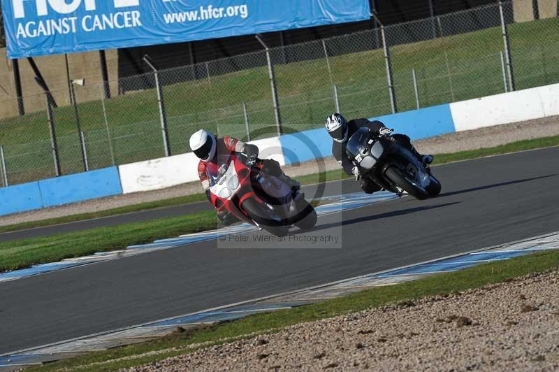 Motorcycle action photographs;donington;donington park leicestershire;donington photographs;event digital images;eventdigitalimages;no limits trackday;peter wileman photography;trackday;trackday digital images;trackday photos