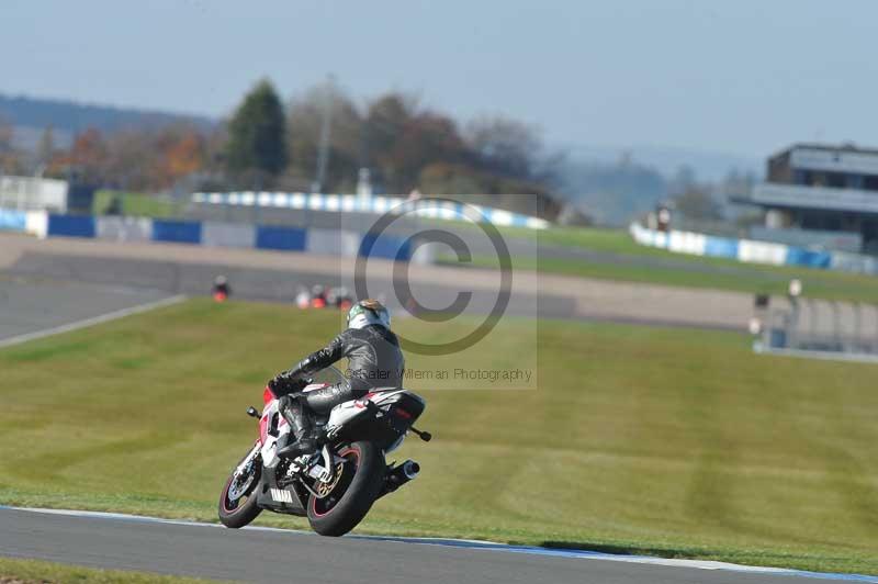 Motorcycle action photographs;donington;donington park leicestershire;donington photographs;event digital images;eventdigitalimages;no limits trackday;peter wileman photography;trackday;trackday digital images;trackday photos