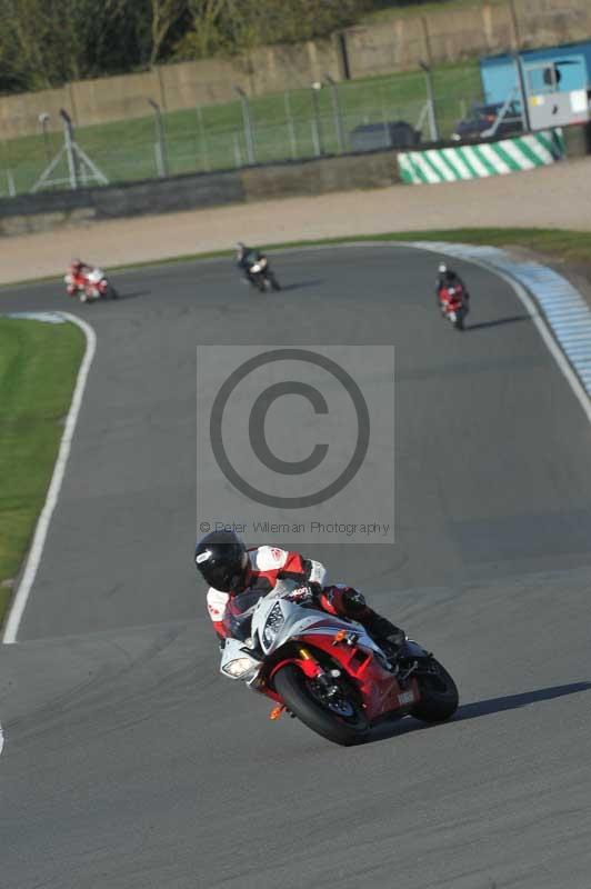 Motorcycle action photographs;donington;donington park leicestershire;donington photographs;event digital images;eventdigitalimages;no limits trackday;peter wileman photography;trackday;trackday digital images;trackday photos