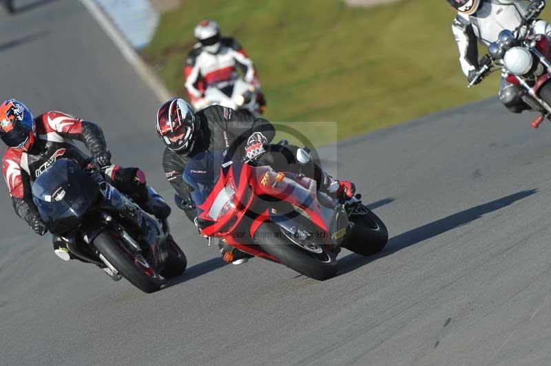 Motorcycle action photographs;donington;donington park leicestershire;donington photographs;event digital images;eventdigitalimages;no limits trackday;peter wileman photography;trackday;trackday digital images;trackday photos