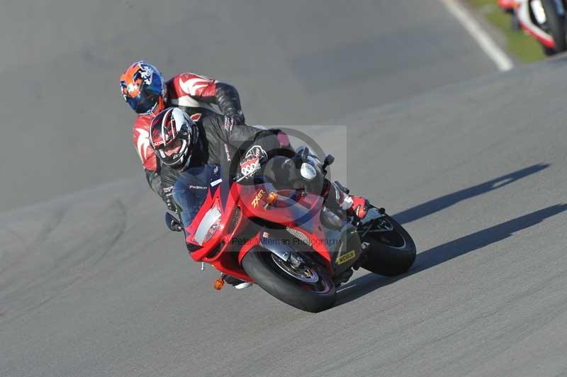 Motorcycle action photographs;donington;donington park leicestershire;donington photographs;event digital images;eventdigitalimages;no limits trackday;peter wileman photography;trackday;trackday digital images;trackday photos