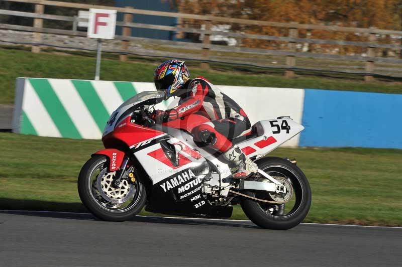 Motorcycle action photographs;donington;donington park leicestershire;donington photographs;event digital images;eventdigitalimages;no limits trackday;peter wileman photography;trackday;trackday digital images;trackday photos