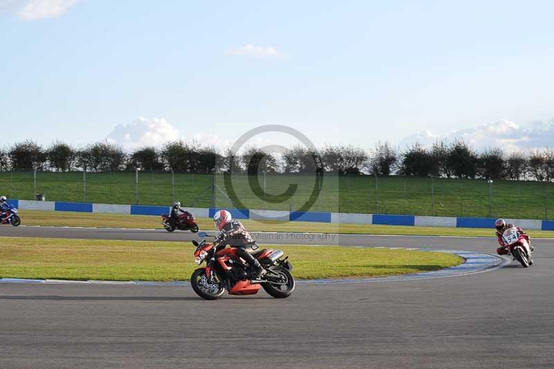 Motorcycle action photographs;donington;donington park leicestershire;donington photographs;event digital images;eventdigitalimages;no limits trackday;peter wileman photography;trackday;trackday digital images;trackday photos