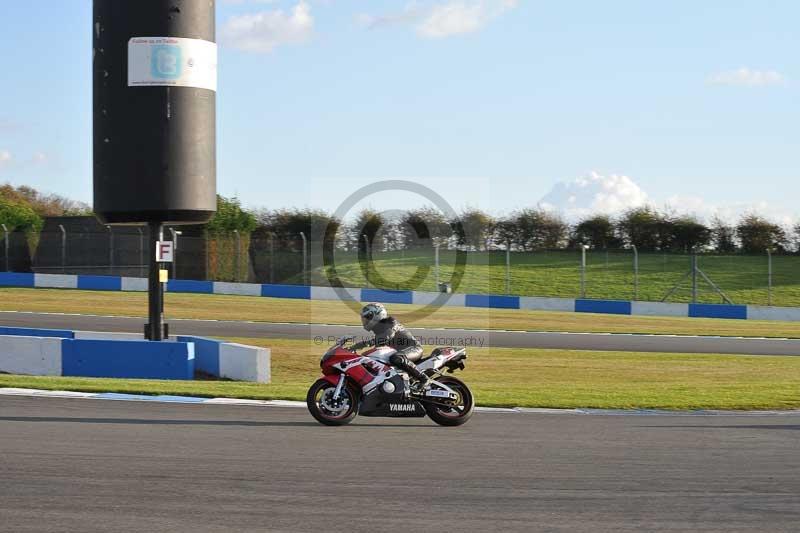 Motorcycle action photographs;donington;donington park leicestershire;donington photographs;event digital images;eventdigitalimages;no limits trackday;peter wileman photography;trackday;trackday digital images;trackday photos