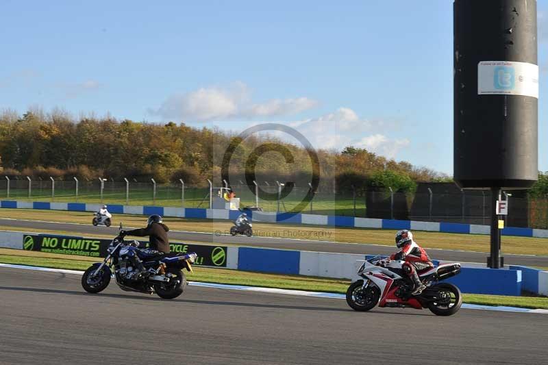 Motorcycle action photographs;donington;donington park leicestershire;donington photographs;event digital images;eventdigitalimages;no limits trackday;peter wileman photography;trackday;trackday digital images;trackday photos