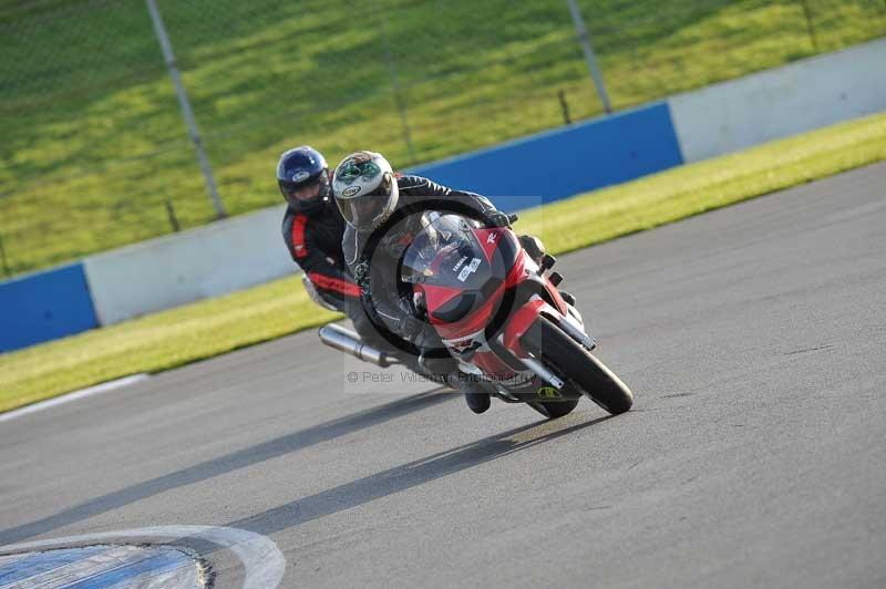 Motorcycle action photographs;donington;donington park leicestershire;donington photographs;event digital images;eventdigitalimages;no limits trackday;peter wileman photography;trackday;trackday digital images;trackday photos