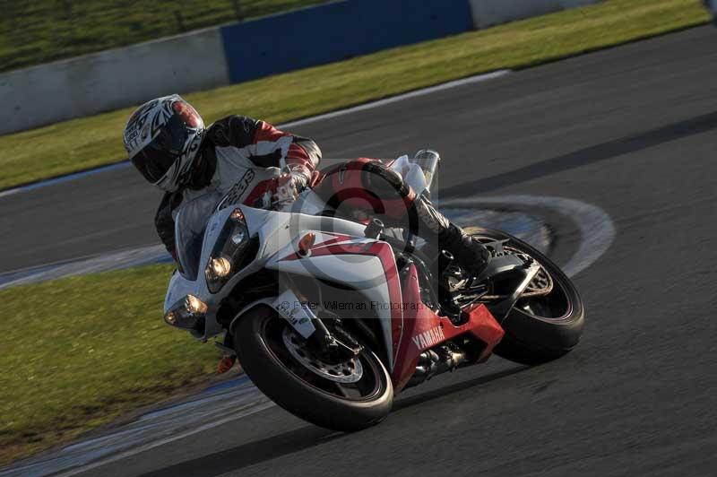 Motorcycle action photographs;donington;donington park leicestershire;donington photographs;event digital images;eventdigitalimages;no limits trackday;peter wileman photography;trackday;trackday digital images;trackday photos