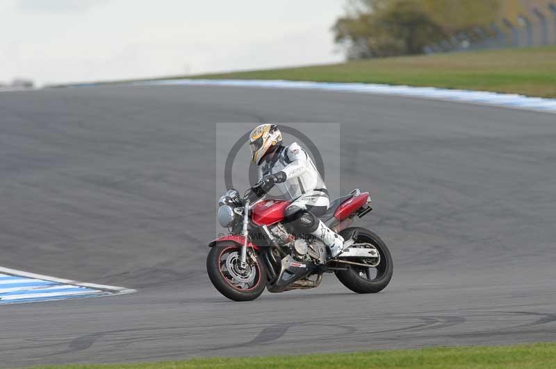 Motorcycle action photographs;donington;donington park leicestershire;donington photographs;event digital images;eventdigitalimages;no limits trackday;peter wileman photography;trackday;trackday digital images;trackday photos