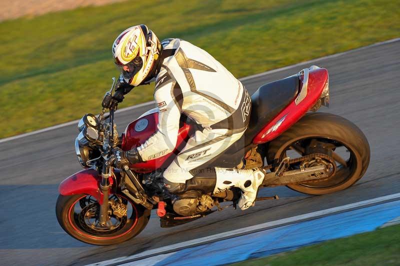 Motorcycle action photographs;donington;donington park leicestershire;donington photographs;event digital images;eventdigitalimages;no limits trackday;peter wileman photography;trackday;trackday digital images;trackday photos