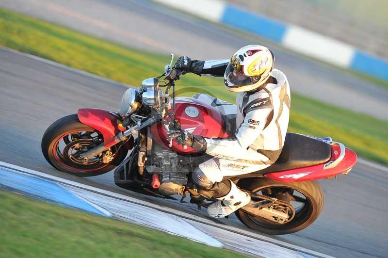 Motorcycle action photographs;donington;donington park leicestershire;donington photographs;event digital images;eventdigitalimages;no limits trackday;peter wileman photography;trackday;trackday digital images;trackday photos