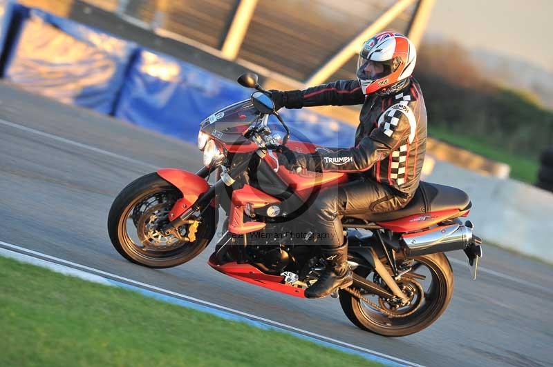 Motorcycle action photographs;donington;donington park leicestershire;donington photographs;event digital images;eventdigitalimages;no limits trackday;peter wileman photography;trackday;trackday digital images;trackday photos