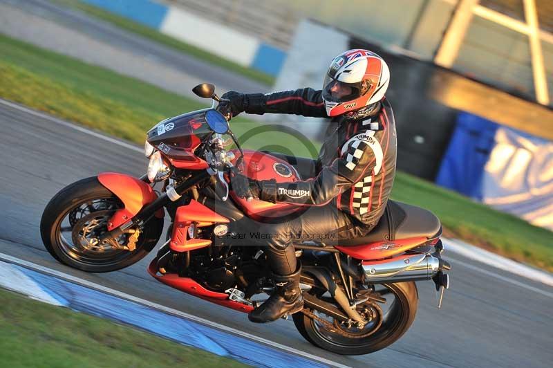 Motorcycle action photographs;donington;donington park leicestershire;donington photographs;event digital images;eventdigitalimages;no limits trackday;peter wileman photography;trackday;trackday digital images;trackday photos