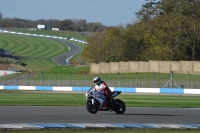 Motorcycle-action-photographs;donington;donington-park-leicestershire;donington-photographs;event-digital-images;eventdigitalimages;no-limits-trackday;peter-wileman-photography;trackday;trackday-digital-images;trackday-photos