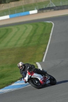 Motorcycle-action-photographs;donington;donington-park-leicestershire;donington-photographs;event-digital-images;eventdigitalimages;no-limits-trackday;peter-wileman-photography;trackday;trackday-digital-images;trackday-photos