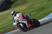 Motorcycle-action-photographs;donington;donington-park-leicestershire;donington-photographs;event-digital-images;eventdigitalimages;no-limits-trackday;peter-wileman-photography;trackday;trackday-digital-images;trackday-photos