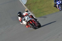 Motorcycle-action-photographs;donington;donington-park-leicestershire;donington-photographs;event-digital-images;eventdigitalimages;no-limits-trackday;peter-wileman-photography;trackday;trackday-digital-images;trackday-photos