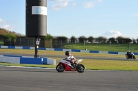 Motorcycle-action-photographs;donington;donington-park-leicestershire;donington-photographs;event-digital-images;eventdigitalimages;no-limits-trackday;peter-wileman-photography;trackday;trackday-digital-images;trackday-photos