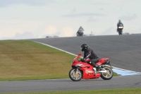 Motorcycle-action-photographs;donington;donington-park-leicestershire;donington-photographs;event-digital-images;eventdigitalimages;no-limits-trackday;peter-wileman-photography;trackday;trackday-digital-images;trackday-photos