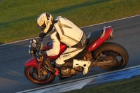 Motorcycle-action-photographs;donington;donington-park-leicestershire;donington-photographs;event-digital-images;eventdigitalimages;no-limits-trackday;peter-wileman-photography;trackday;trackday-digital-images;trackday-photos