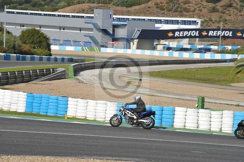 jerez;motorbikes;nov 2012;peter wileman photography;spain;trackday;trackday digital images;tracksense