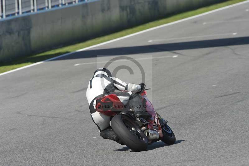 jerez;motorbikes;nov 2012;peter wileman photography;spain;trackday;trackday digital images;tracksense