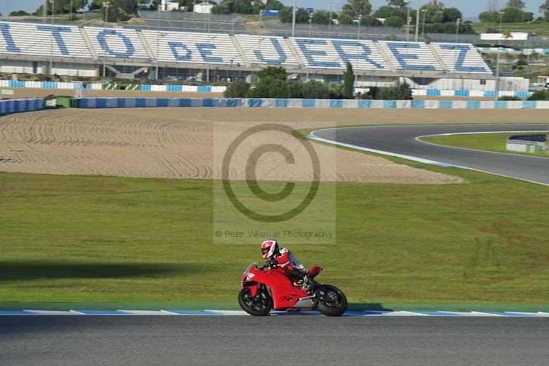 jerez;motorbikes;nov 2012;peter wileman photography;spain;trackday;trackday digital images;tracksense