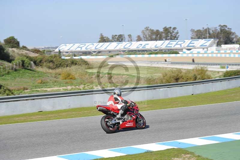 jerez;motorbikes;nov 2012;peter wileman photography;spain;trackday;trackday digital images;tracksense