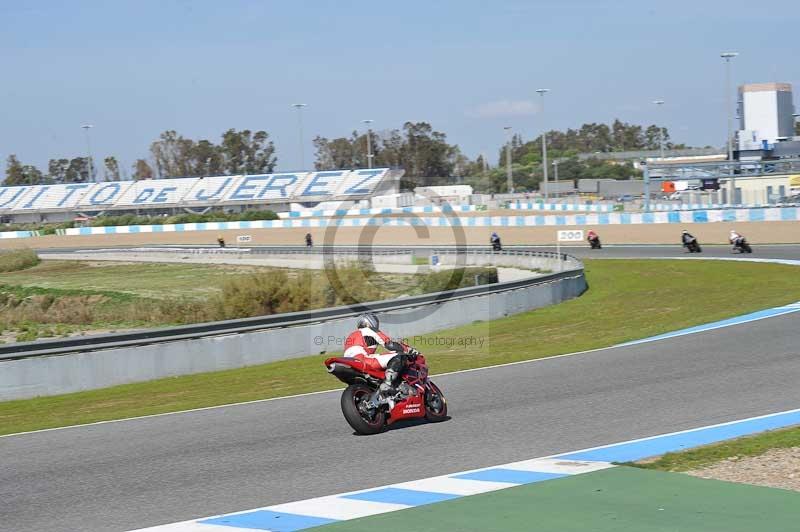 jerez;motorbikes;nov 2012;peter wileman photography;spain;trackday;trackday digital images;tracksense