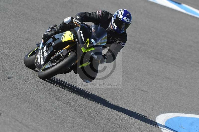 jerez;motorbikes;nov 2012;peter wileman photography;spain;trackday;trackday digital images;tracksense