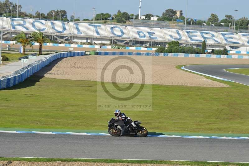 jerez;motorbikes;nov 2012;peter wileman photography;spain;trackday;trackday digital images;tracksense