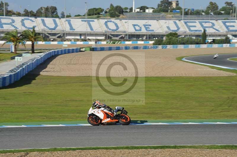 jerez;motorbikes;nov 2012;peter wileman photography;spain;trackday;trackday digital images;tracksense