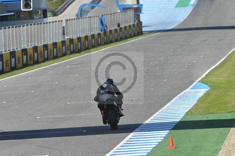 jerez;motorbikes;nov 2012;peter wileman photography;spain;trackday;trackday digital images;tracksense