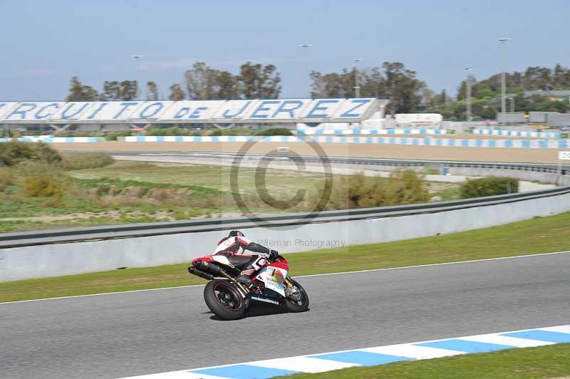 jerez;motorbikes;nov 2012;peter wileman photography;spain;trackday;trackday digital images;tracksense