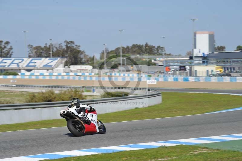 jerez;motorbikes;nov 2012;peter wileman photography;spain;trackday;trackday digital images;tracksense