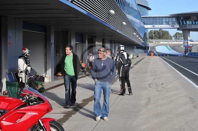 jerez;motorbikes;no limits;nov 2012;peter wileman photography;spain;trackday;trackday digital images