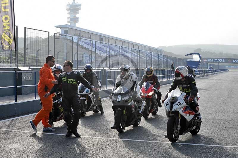 jerez;motorbikes;no limits;nov 2012;peter wileman photography;spain;trackday;trackday digital images