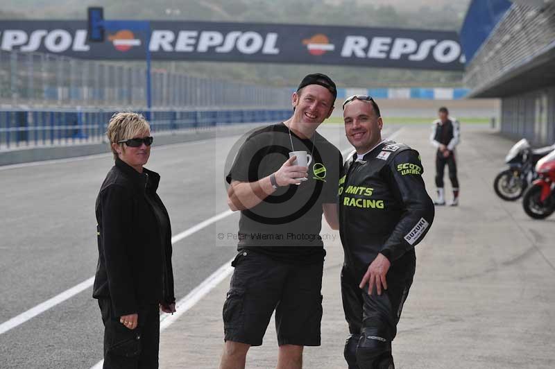 jerez;motorbikes;no limits;nov 2012;peter wileman photography;spain;trackday;trackday digital images