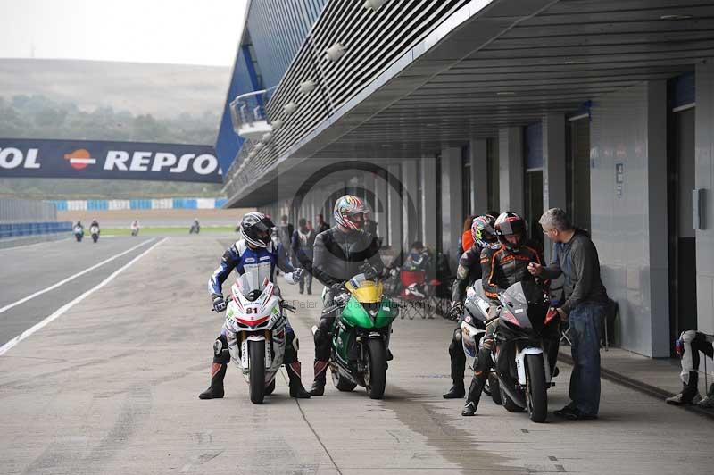 jerez;motorbikes;no limits;nov 2012;peter wileman photography;spain;trackday;trackday digital images