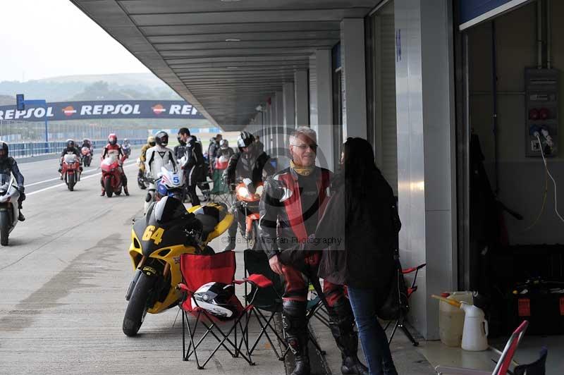 jerez;motorbikes;no limits;nov 2012;peter wileman photography;spain;trackday;trackday digital images