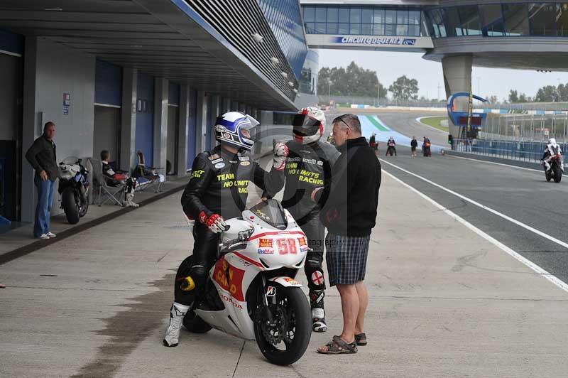 jerez;motorbikes;no limits;nov 2012;peter wileman photography;spain;trackday;trackday digital images