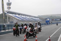 jerez;motorbikes;no-limits;nov-2012;peter-wileman-photography;spain;trackday;trackday-digital-images