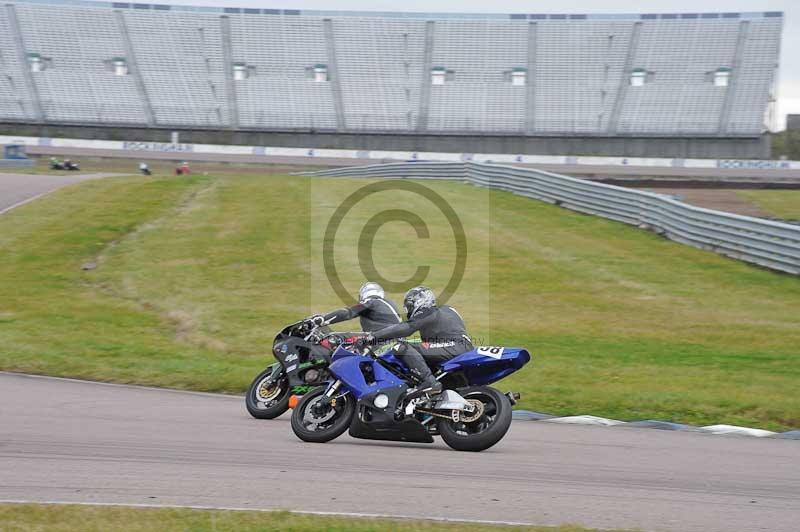 Rockingham no limits trackday;enduro digital images;event digital images;eventdigitalimages;no limits trackdays;peter wileman photography;racing digital images;rockingham raceway northamptonshire;rockingham trackday photographs;trackday digital images;trackday photos