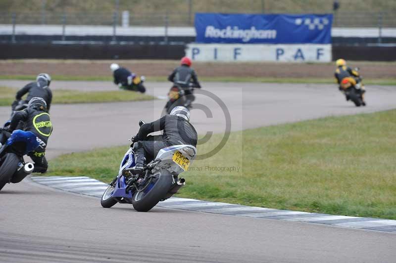 Rockingham no limits trackday;enduro digital images;event digital images;eventdigitalimages;no limits trackdays;peter wileman photography;racing digital images;rockingham raceway northamptonshire;rockingham trackday photographs;trackday digital images;trackday photos